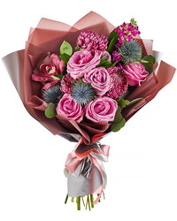 bouquet of roses and chrysanthemums. USA